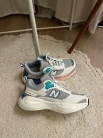 (رجالي-نسائي) Newbalance