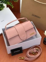 حقيبة جاكيموس