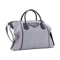 شنطة توت جيفنشي