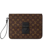 باوتش لويس فيتون | Louis Vuitton pouch