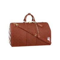 شنطة سفر يد لويس فيتون