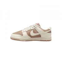 سنيكرز نايك