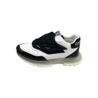 سنيكرز جيفنشي