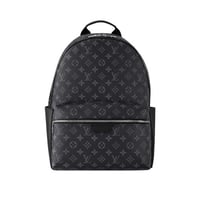 شنطة ظهر لويس فيتون