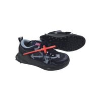 سنيكرز أوف وايت