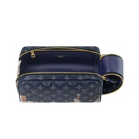 شنطة يد لويس فيتون