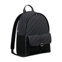 شنطة ظهر ديور