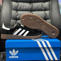 حذاء سبيزل اديداس