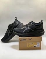 حذاء اسيكس رياضي