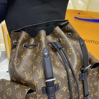 ‏حقيبه ظهر لويس فيتون