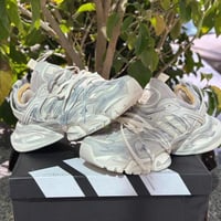 ‏حذاء أديداس ديلوكس رياضي