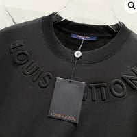 تيشيرت لويس فيتون