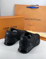 حذاء لويس فيتون رسمي