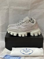 حذاء برادا رمادي ايطالي