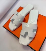 فلات هيرمز ايطالي أبيض