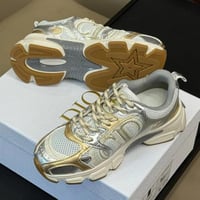 حذاء رياضي ديور