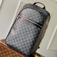 حقيبه ظهر لويس فيتون