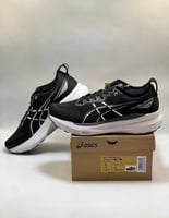 حذاء اسيكس رياضي