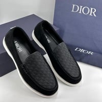 حذاء ديور رجالي