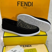 ‏حذاء فندي رسمي