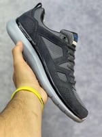 حذاء سكيتشرز رجالي رمادي