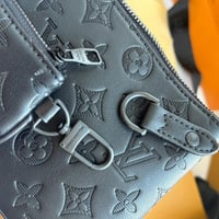 حقيبه لويس فيتون للجنسين