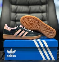 حذاء سبيزيال اديداس