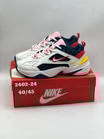 حذاء نايك M2K