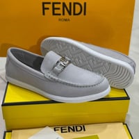 ‏حذاء فندي رسمي