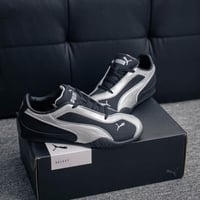 حذاء بوما أسود فضي