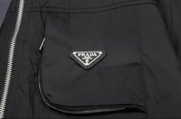 جاكيت برادا أسود