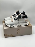 حذاء اون راننق فيتنامي