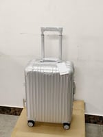 حقيبه سفر ريموا