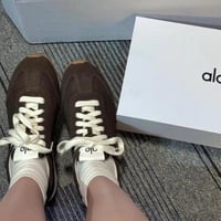 حذاء ألو رياضي بني