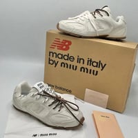 حذاء ميو ميو مع نيوبالانس