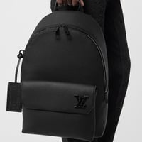 حقيبه ظهر لويس فيتون