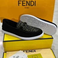 ‏حذاء فندي رسمي