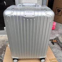 حقيبه سفر ريموا