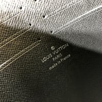 باوتش لويس فيتون