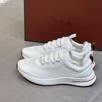 حذاء لوروبيانا رياضي أبيض