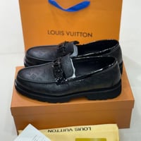 حذاء لويس فيتون رسمي