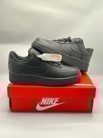 حذاء نايك ايرفورس