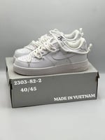 حذاء نايك فيتنامي أبيض