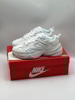 حذاء نايك M2K