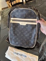 حقيبه ظهر لويس فيتون