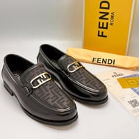 حذاء فندي رسمي فضي