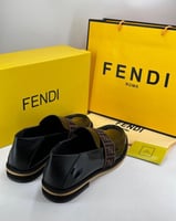 حذاء فندي رسمي لامع