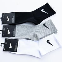 جوارب نايك طويل