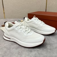 حذاء لوروبيانا رياضي أبيض