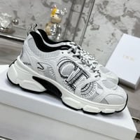 ‏حذاء رياضي ديور